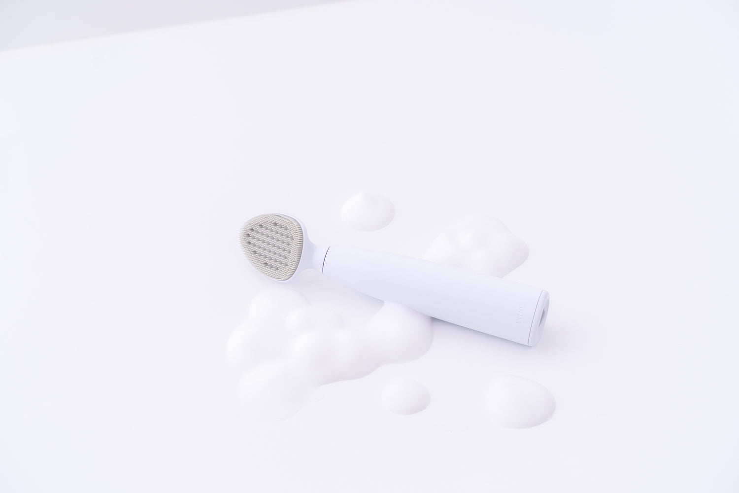 LYLYL WAVE 超音波洗顔ブラシ※今回の限定販売はグレーカラーのみです 美容用品 株式会社ソイズ