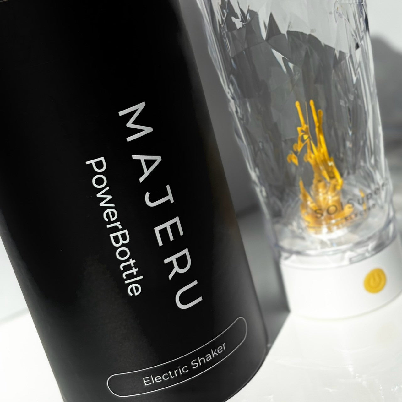 SOISuperō MAJERU power Bottle 650mL プロテイン電動シェイカー 株式会社ソイズ