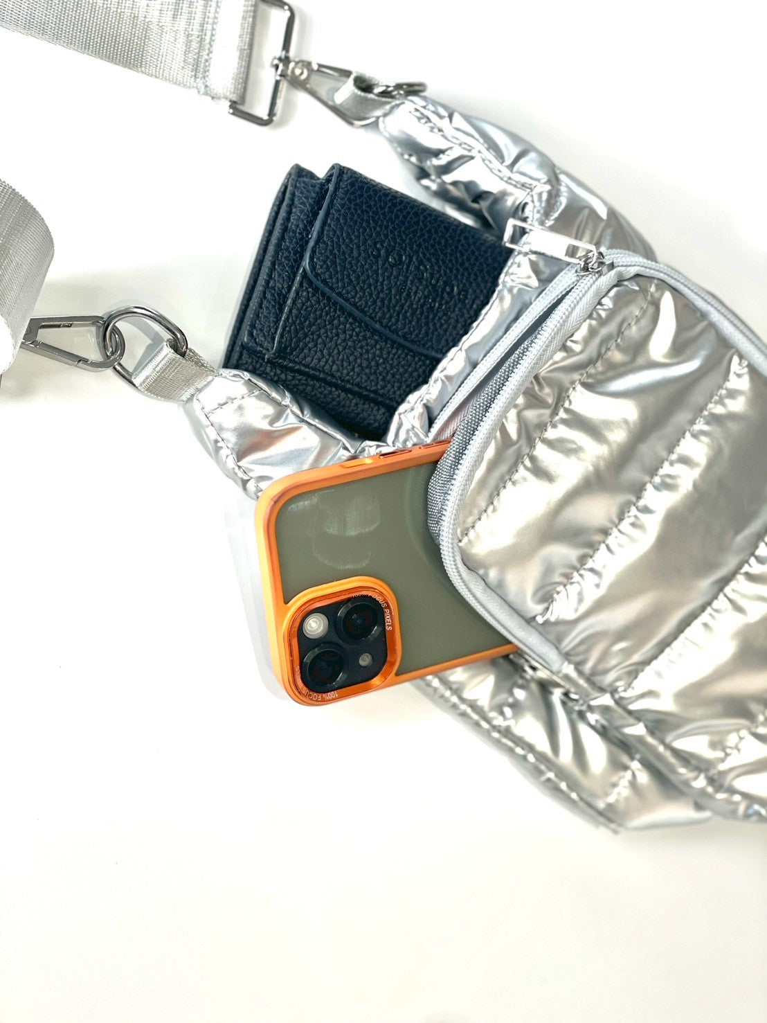 ダウンボトルポーチ ファッション雑貨 株式会社ソイズ