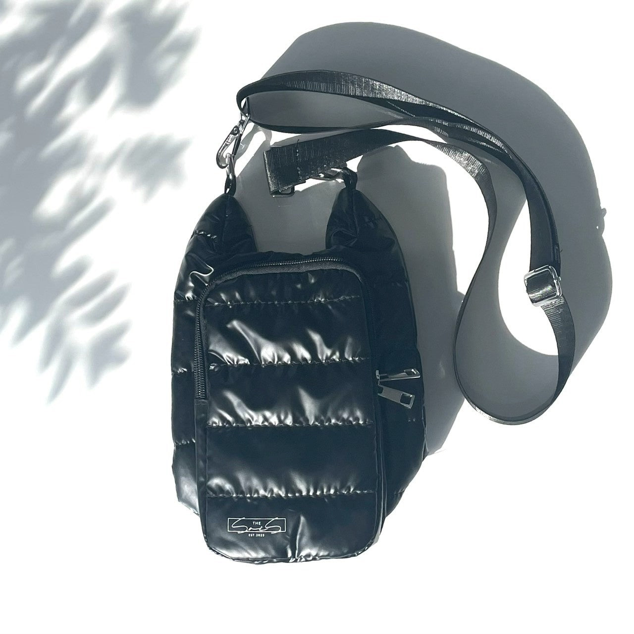 ダウンボトルポーチ ブラック ファッション雑貨 株式会社ソイズ