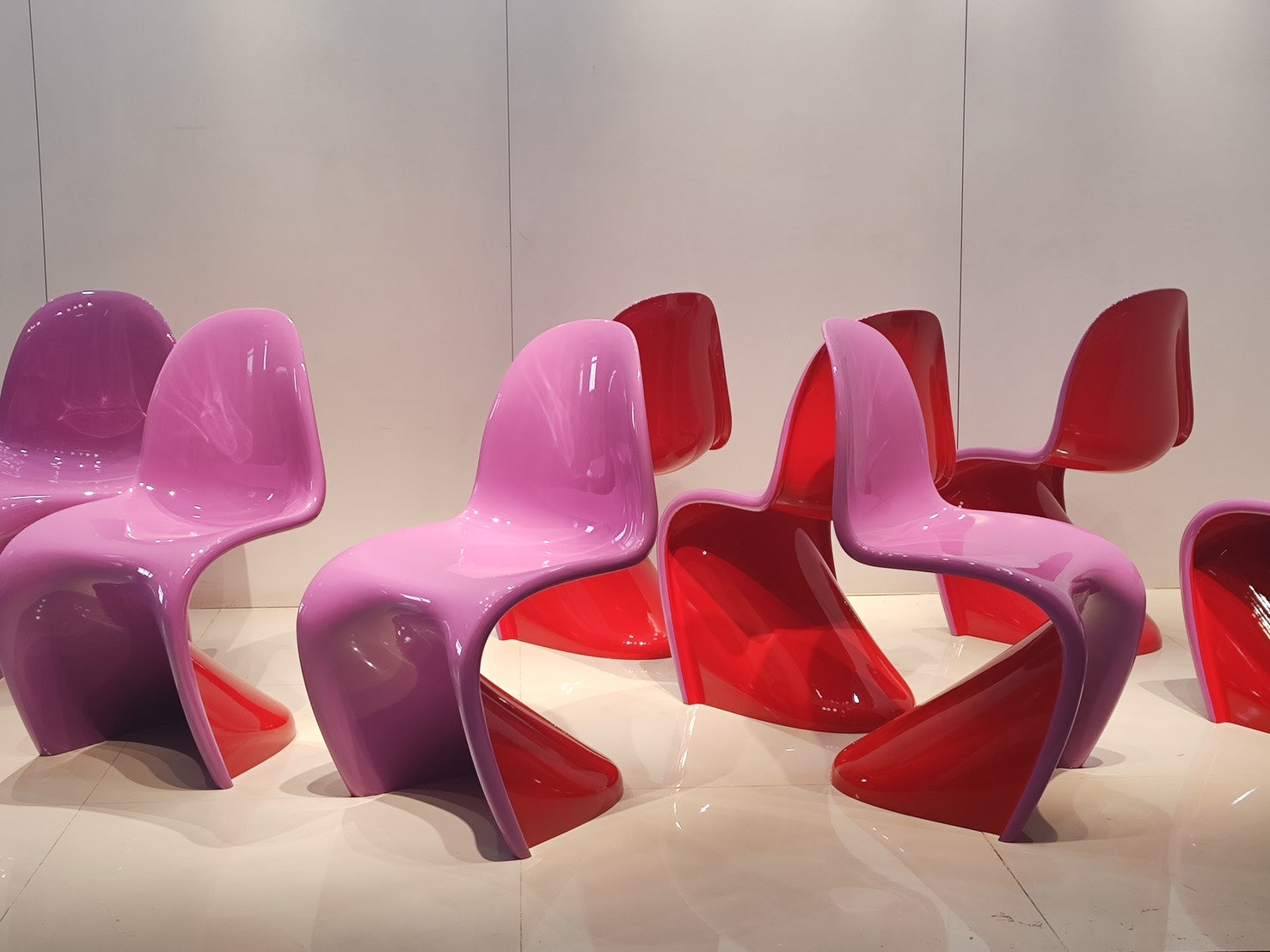 ☆SOISupero（ソイスペロ）S LINE POP CHAIR（3色）（※他商品と同時購入不可） Bピンク×赤 家具 株式会社ソイズ