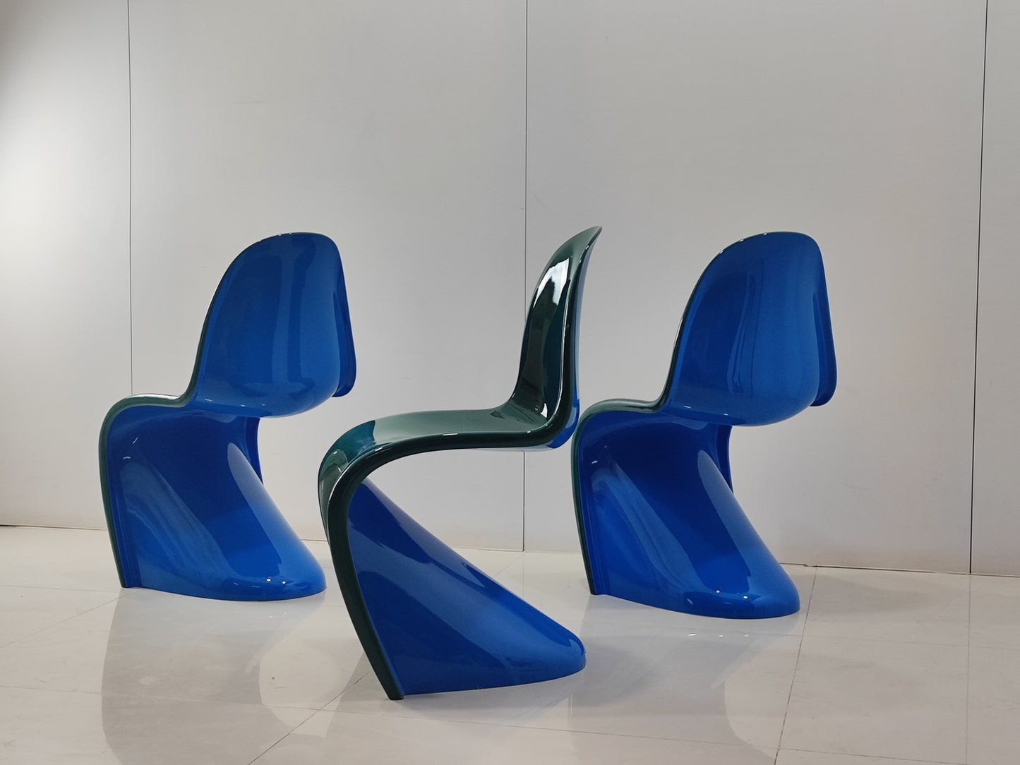 ☆SOISupero（ソイスペロ）S LINE POP CHAIR（3色）（※他商品と同時購入不可） A緑×青 家具 株式会社ソイズ